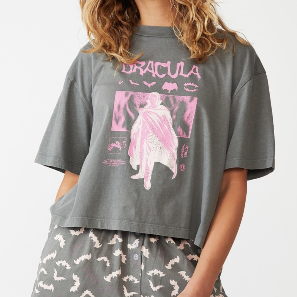 CottonOn Jersey Cropped Baby T-Shirt Universal Monsters Dracula Spooky Halloween
